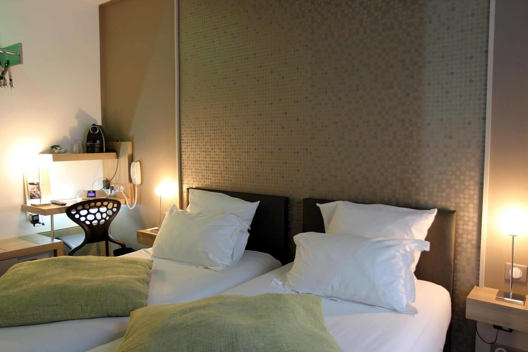 Hotel Western Littéraire Arthur Rimbaud Paris